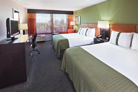 фото отеля Holiday Inn Tulsa City Center