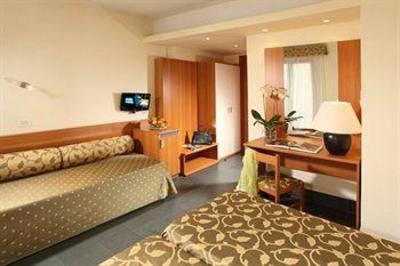 фото отеля Ciampino Hotel