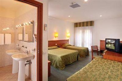фото отеля Ciampino Hotel