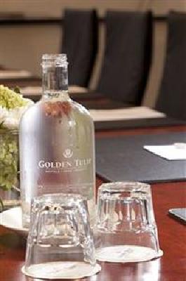 фото отеля Golden Tulip Hotel Central
