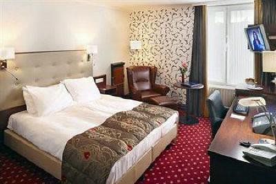 фото отеля Golden Tulip Hotel Central
