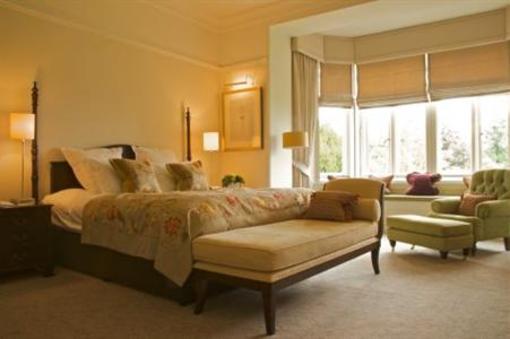 фото отеля Lords of the Manor Hotel