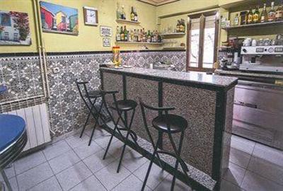 фото отеля Hostal La Rosa