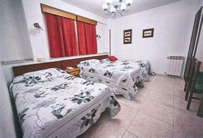 фото отеля Hostal La Rosa