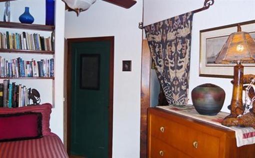 фото отеля Tara Cottage