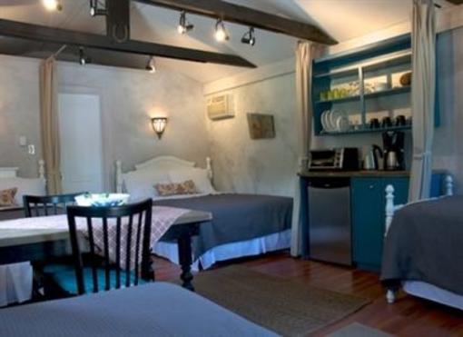 фото отеля Auberge Old Chelsea B&B