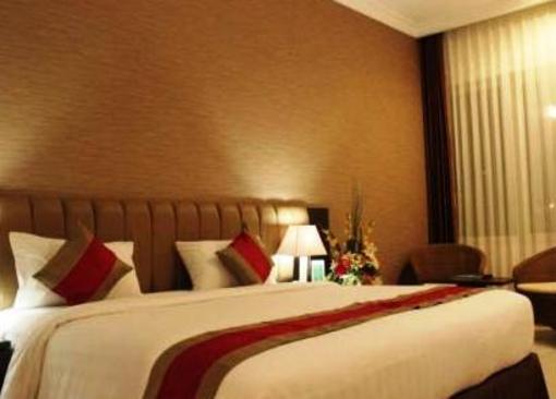 фото отеля Hotel on The Rock