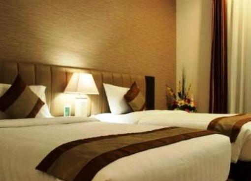 фото отеля Hotel on The Rock