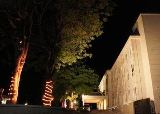 фото отеля Hotel on The Rock