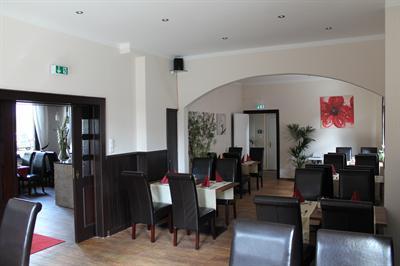 фото отеля Hotel Restaurant Central Zur Rampe