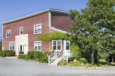 фото отеля Bayview Pines Country Inn Mahone Bay