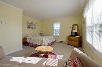 фото отеля Bayview Pines Country Inn Mahone Bay