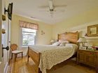 фото отеля Bayview Pines Country Inn Mahone Bay