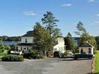 фото отеля Bayview Pines Country Inn Mahone Bay