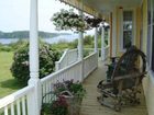 фото отеля Bayview Pines Country Inn Mahone Bay