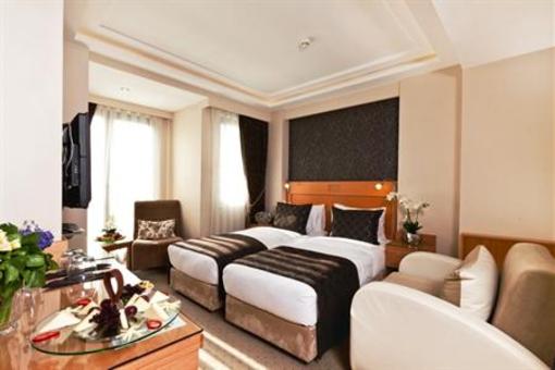 фото отеля Emerald Hotel Istanbul