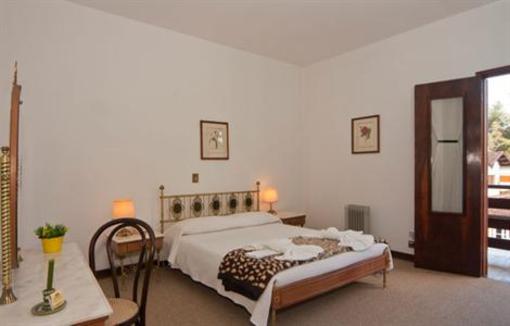 фото отеля Hotel Chateau Campos do Jordao