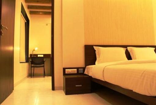 фото отеля Hotel Eco Inn Pune