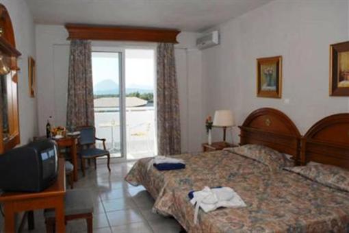 фото отеля Aquis Sandy Beach Resort