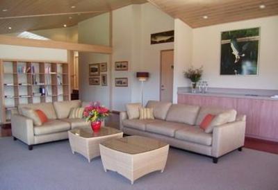 фото отеля Gipsy Point Lakeside Boutique Resort