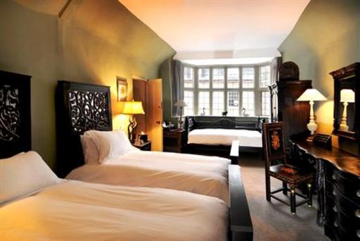 фото отеля Pembroke Arms Hotel