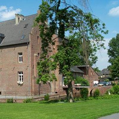 фото отеля Burg Obbendorf Niederzier