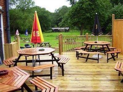 фото отеля The Rose & Crown Sandhurst