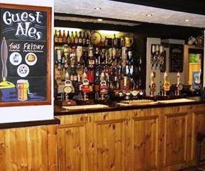 фото отеля The Rose & Crown Sandhurst