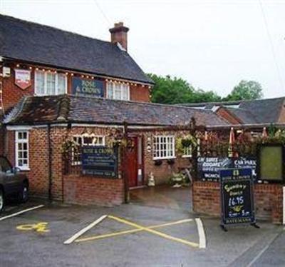 фото отеля The Rose & Crown Sandhurst