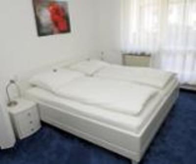 фото отеля Hotel Garni am Waldhang
