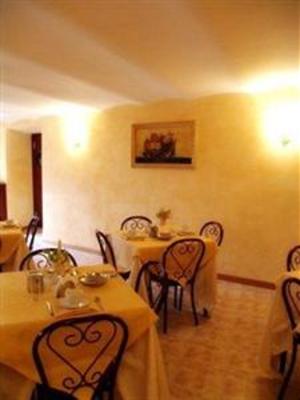 фото отеля Ostello Locanda Arcos Hotel Anticoli Corrado