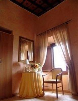 фото отеля Ostello Locanda Arcos Hotel Anticoli Corrado