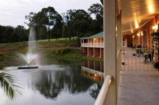 фото отеля Golf Club Motor Inn