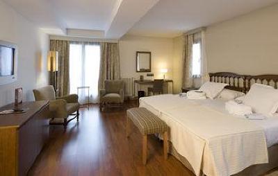 фото отеля Parador de Villafranca del Bierzo