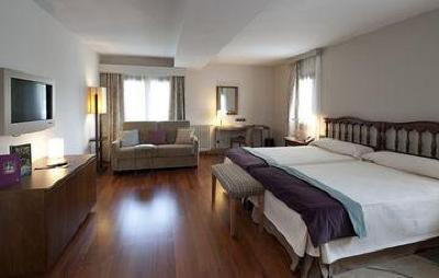 фото отеля Parador de Villafranca del Bierzo