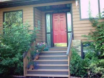 фото отеля Redwood Meadows Bed and Breakfast