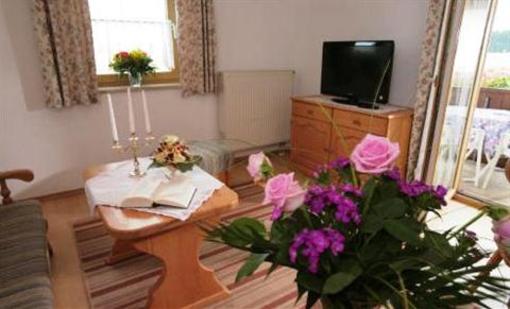 фото отеля Hotel Seeblick Obing