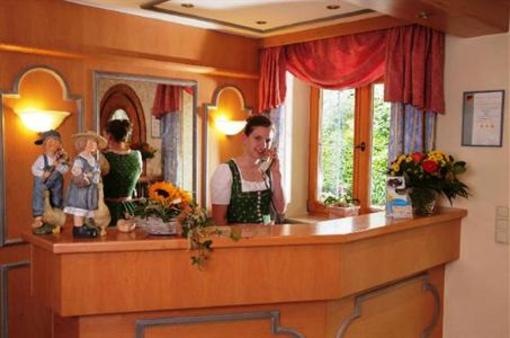 фото отеля Hotel Seeblick Obing