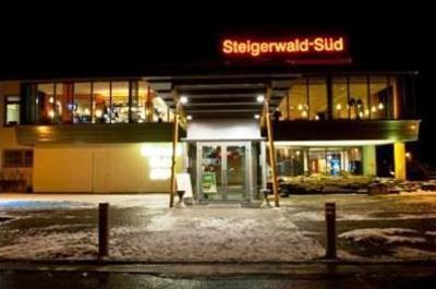 фото отеля Autobahnmotel Steigerwald Sud