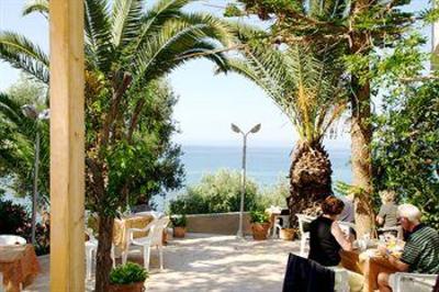 фото отеля Horizon Beach Hotel