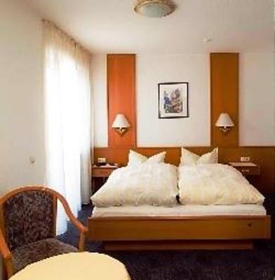 фото отеля Hotel Zum Tiergarten