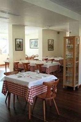 фото отеля L'Ermitage Hotel Haguenau