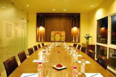 фото отеля Justa The Residence Indiranagar
