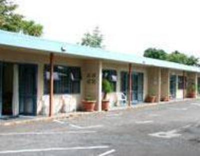 фото отеля Bridgeway Motel