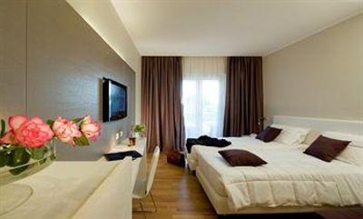 фото отеля Golden Tulip Rome Airport