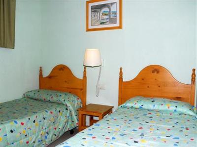фото отеля Apartamentos Del Sol Torroella de Montgri