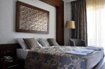 фото отеля Small Beach Hotel