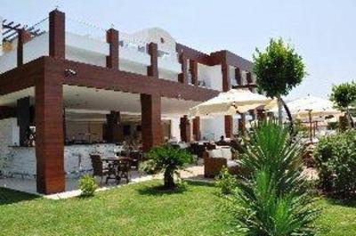 фото отеля Small Beach Hotel