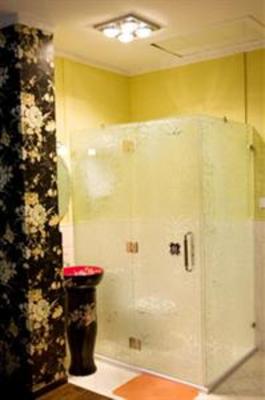 фото отеля The Simple Life Hotel