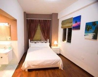фото отеля The Simple Life Hotel